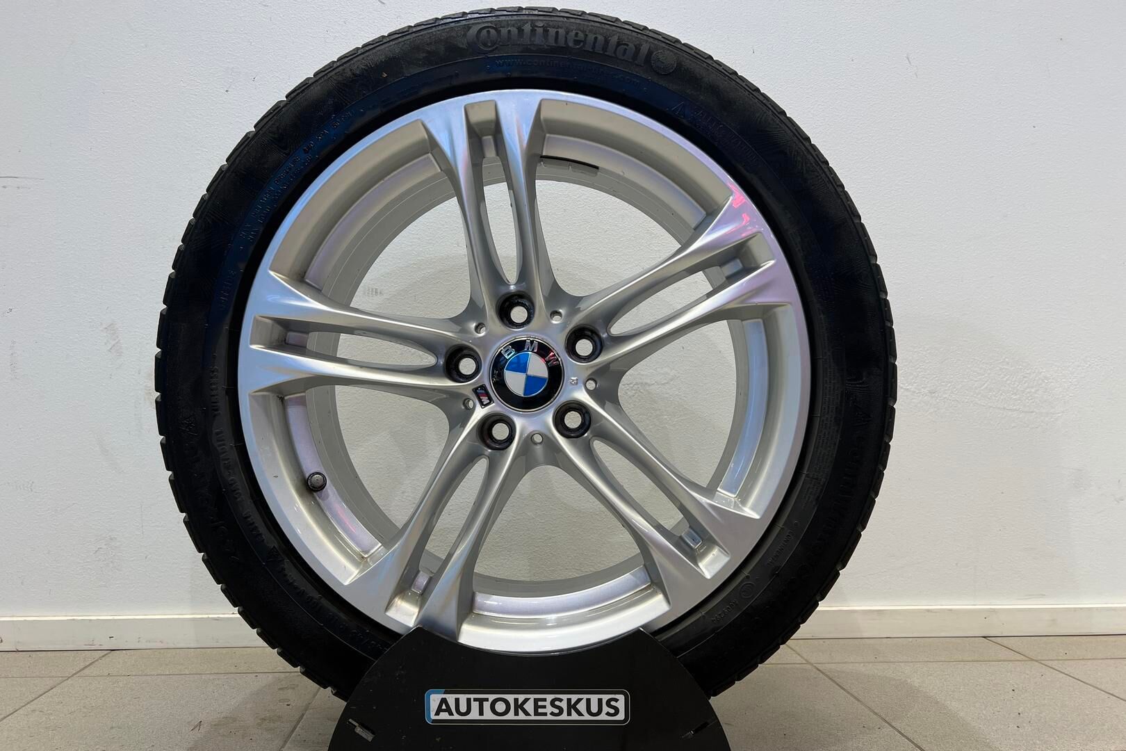 BMW 5-SARJA iso kuva 25