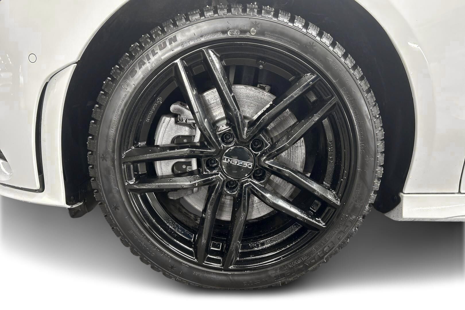 Mercedes-Benz CLA iso kuva 10