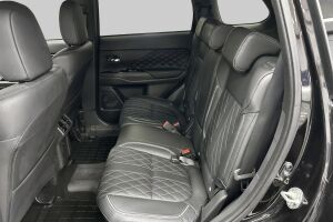 Mitsubishi Outlander PHEV esikatselu 10