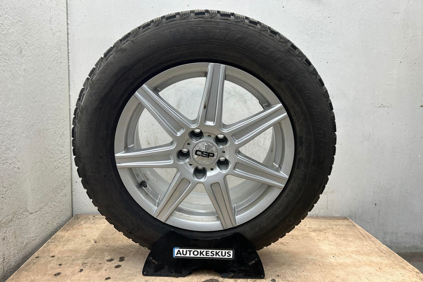 Mitsubishi Outlander PHEV iso kuva 20