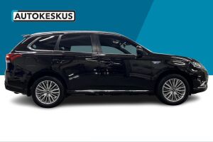Mitsubishi Outlander PHEV esikatselu 4