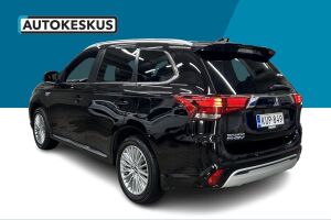 Mitsubishi Outlander PHEV esikatselu 7