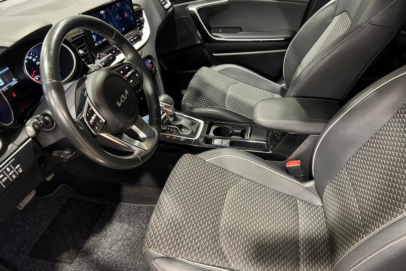 Kia XCeed iso kuva 17