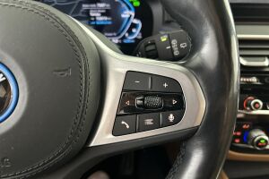 BMW 5-SARJA esikatselu 9