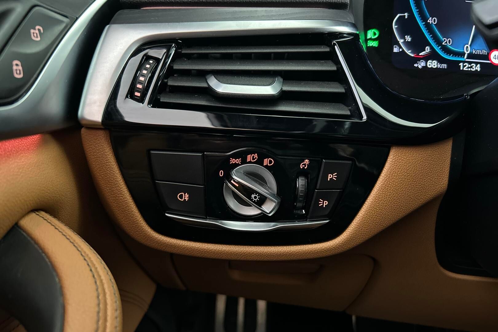 BMW 5-SARJA iso kuva 22