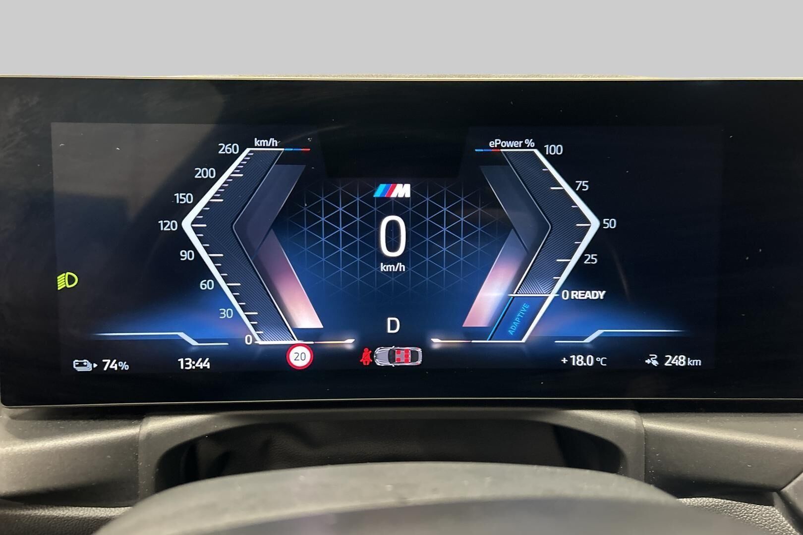 BMW I4 M50 iso kuva 12