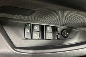BMW I4 M50 esikatselu 17
