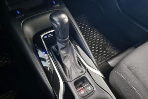 Suzuki Swace esikatselu 12