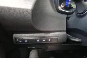 Suzuki Swace esikatselu 24