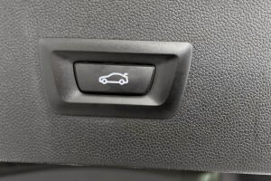 BMW iX esikatselu 11