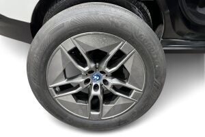 BMW iX esikatselu 20