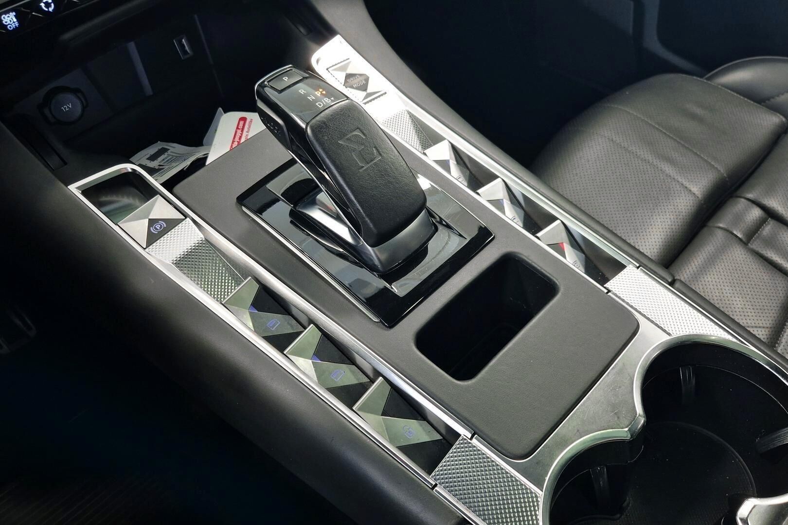 DS 7 Crossback iso kuva 18