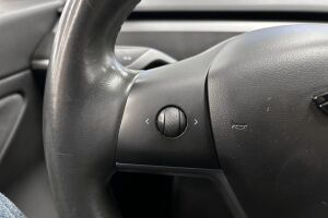 Tesla Model 3 esikatselu 6