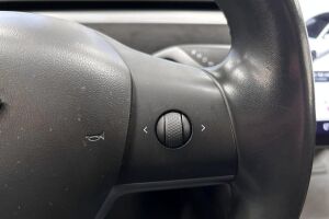 Tesla Model 3 esikatselu 20