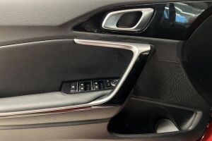 Kia Ceed esikatselu 19