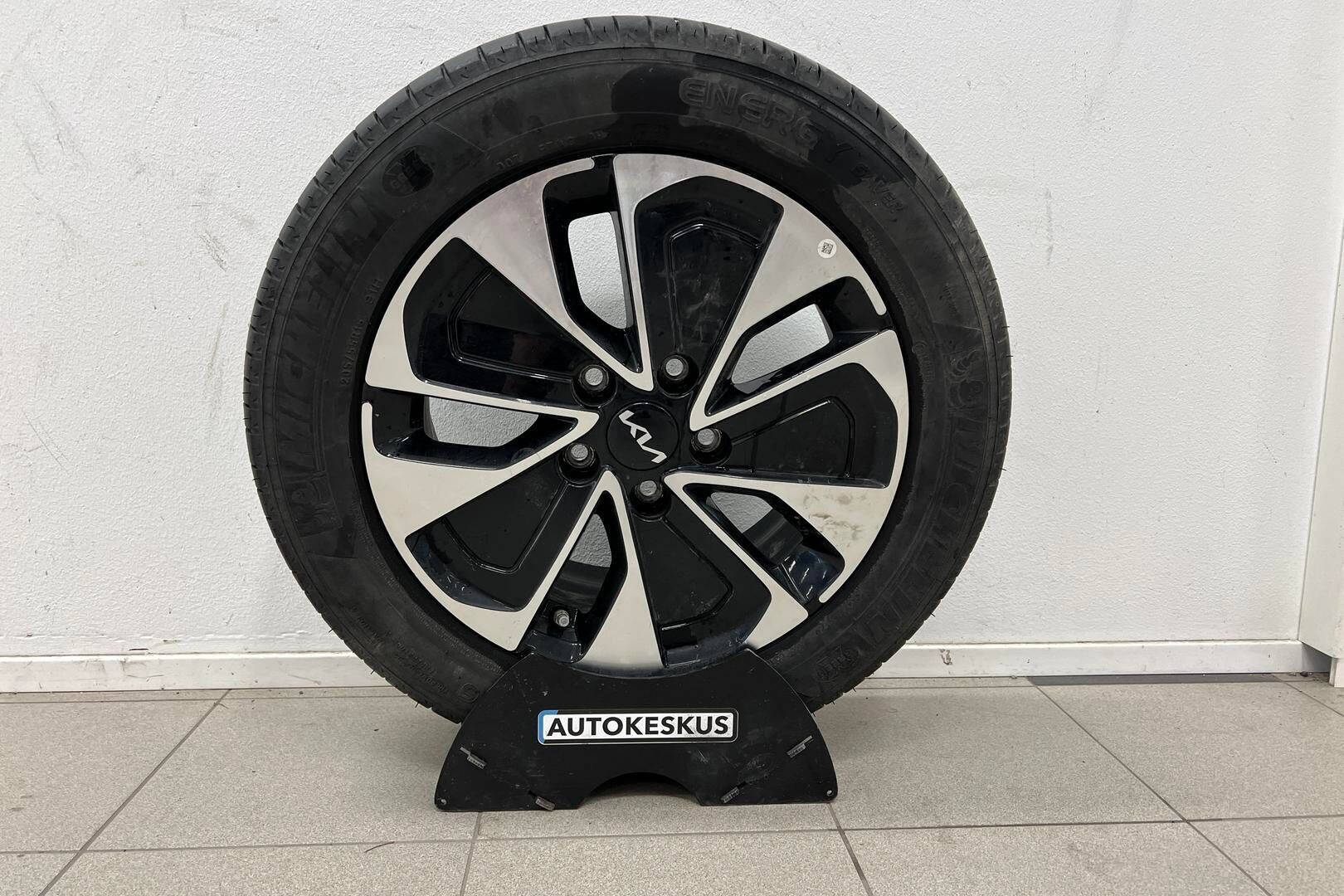 Kia Ceed iso kuva 20