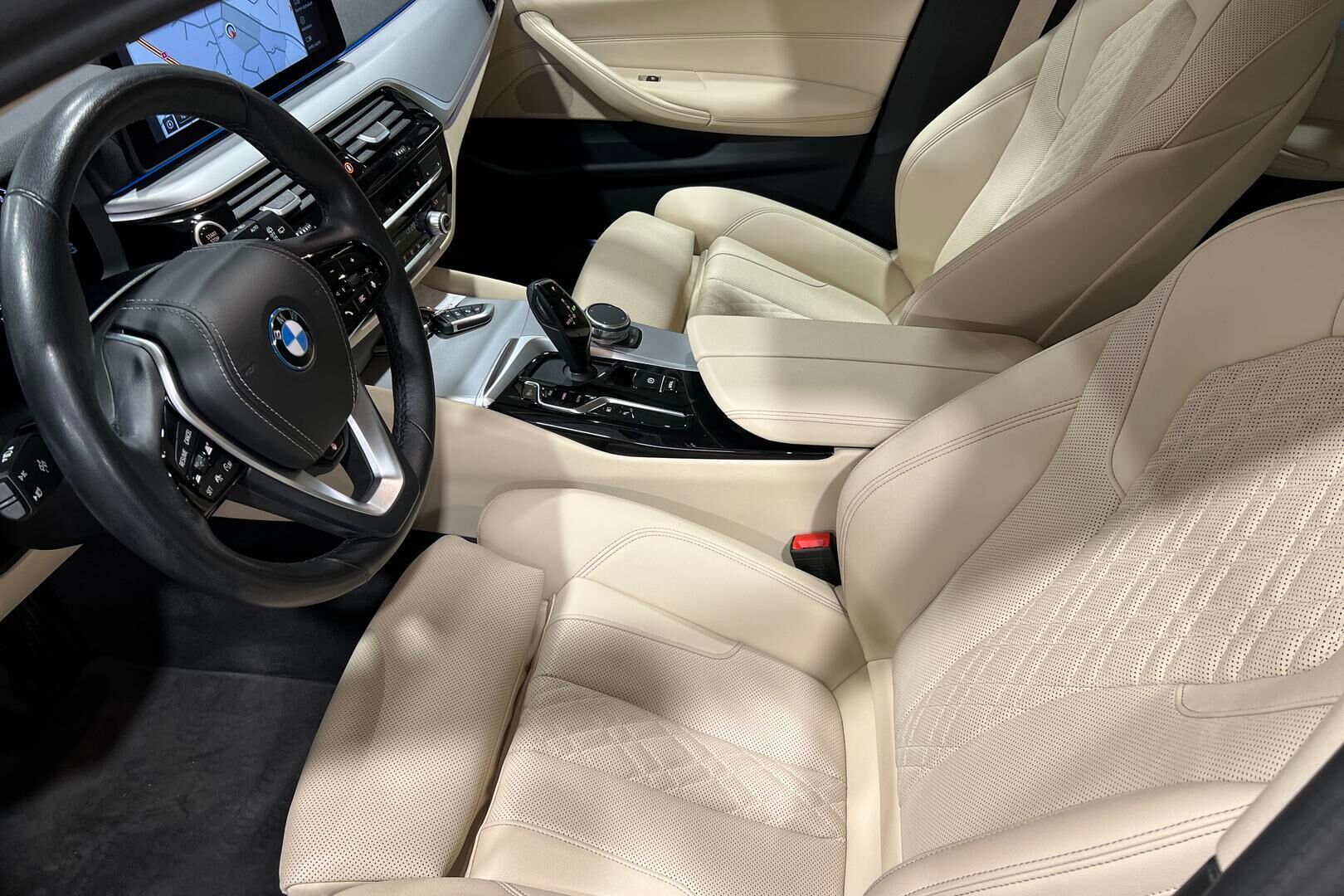 BMW 5-sarja iso kuva 7