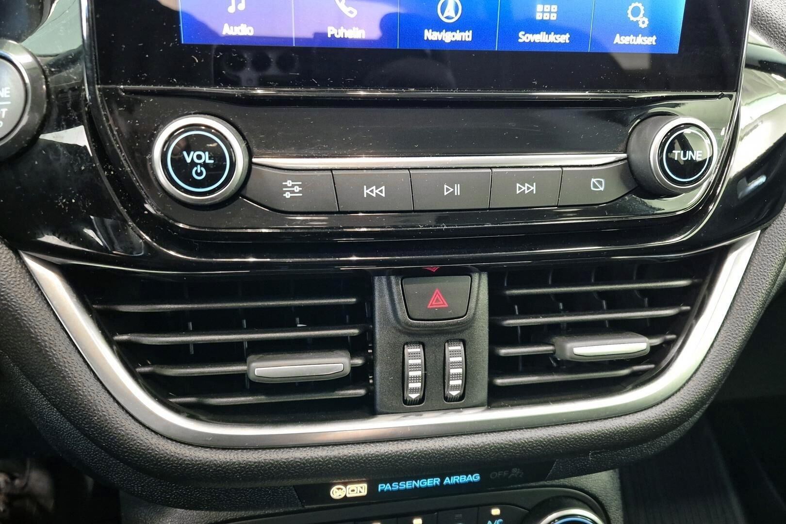 Ford Fiesta iso kuva 16