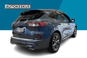 Ford Kuga esikatselu 4