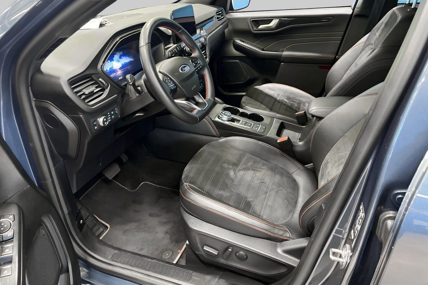 Ford Kuga iso kuva 7
