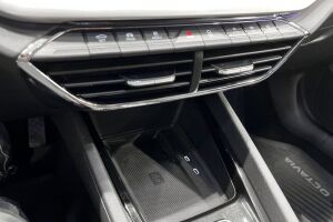 Skoda Octavia esikatselu 25