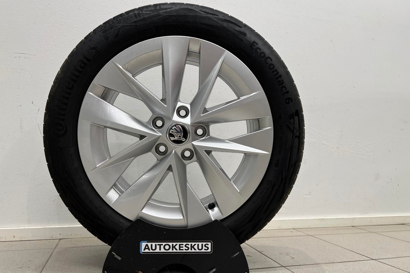 Skoda Octavia iso kuva 35