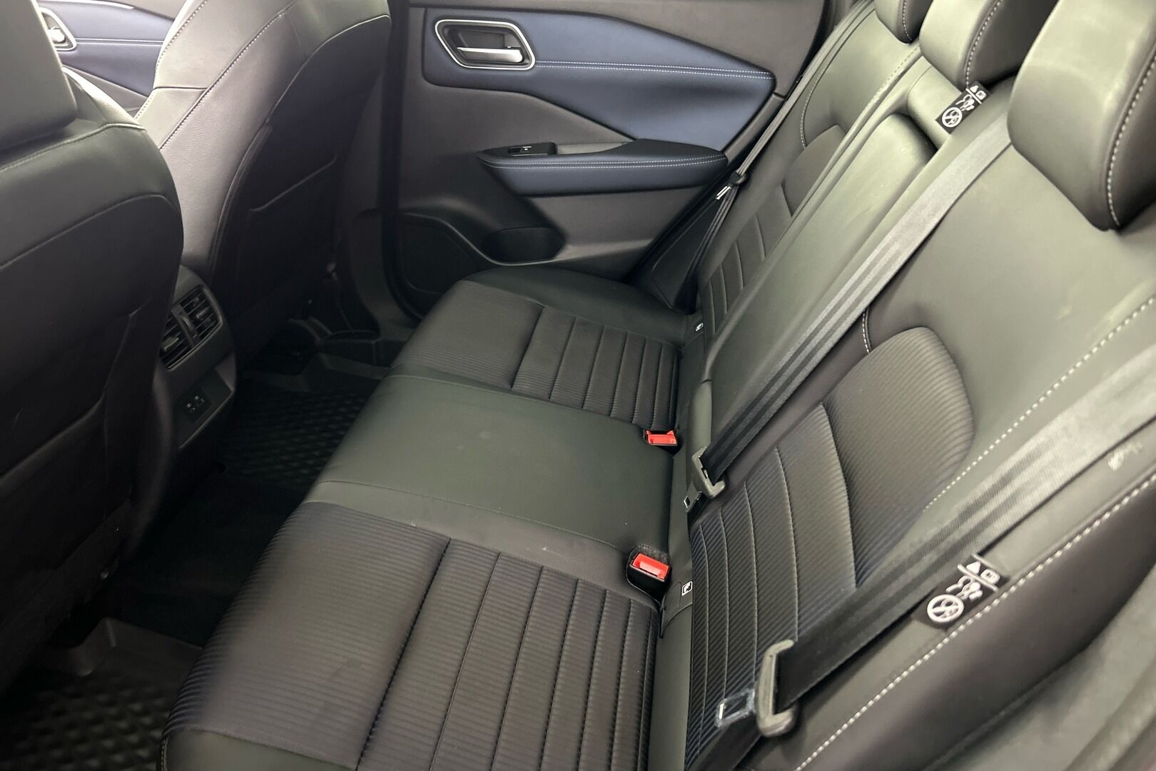 Nissan Qashqai iso kuva 6