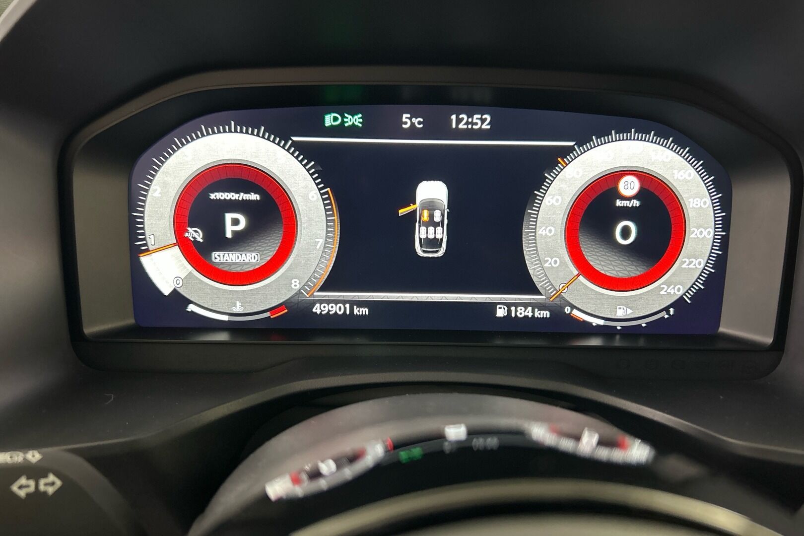 Nissan Qashqai iso kuva 10