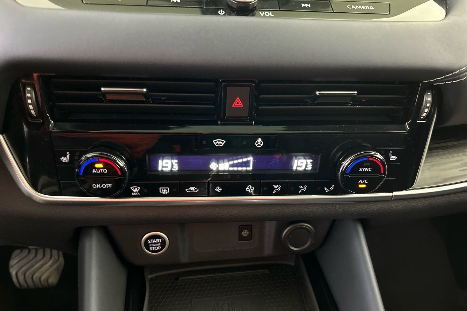Nissan Qashqai iso kuva 15