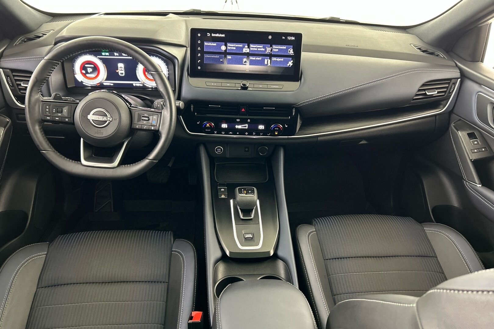 Nissan Qashqai iso kuva 23