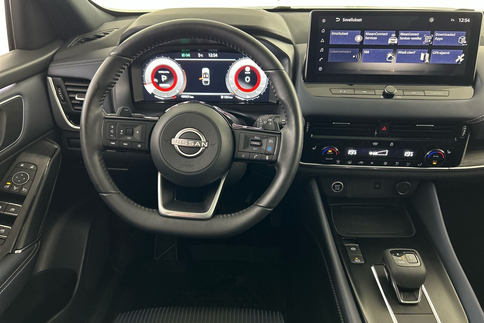 Nissan Qashqai iso kuva 24