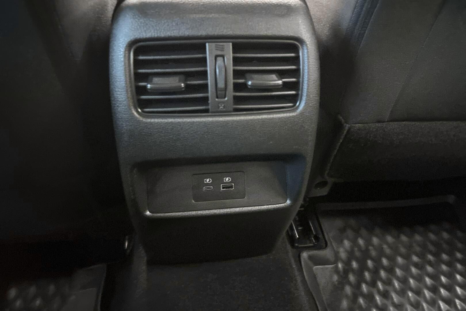 Nissan Qashqai iso kuva 12