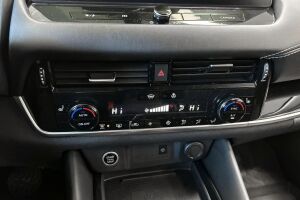 Nissan Qashqai esikatselu 17