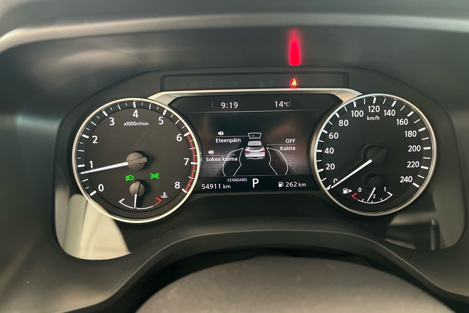 Nissan Qashqai iso kuva 10