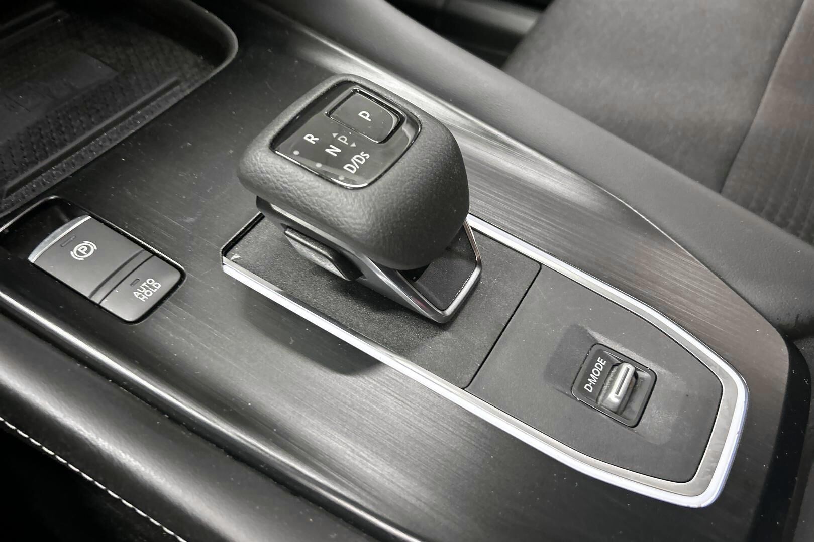 Nissan Qashqai iso kuva 16