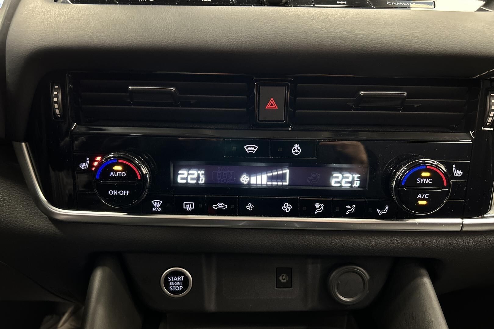 Nissan Qashqai iso kuva 28