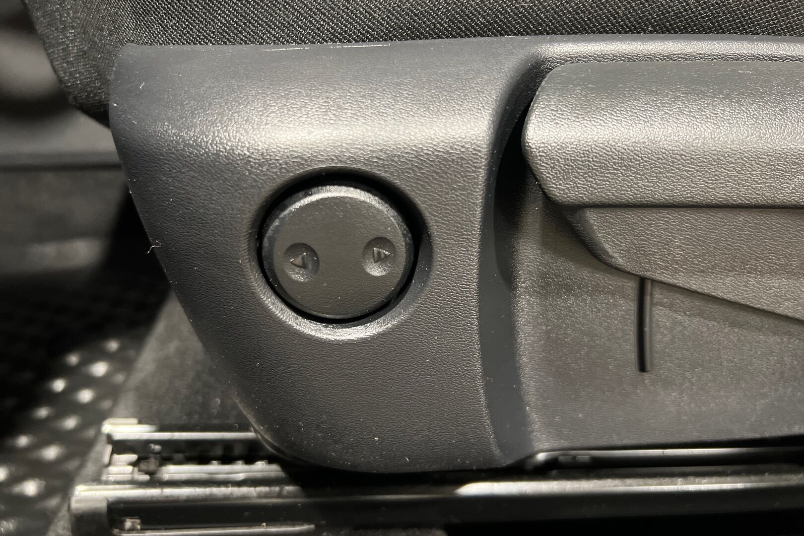 Nissan Qashqai iso kuva 9