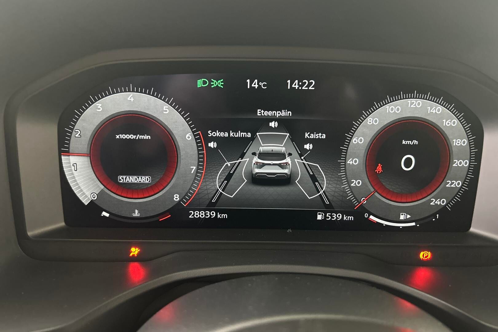 Nissan Qashqai iso kuva 7