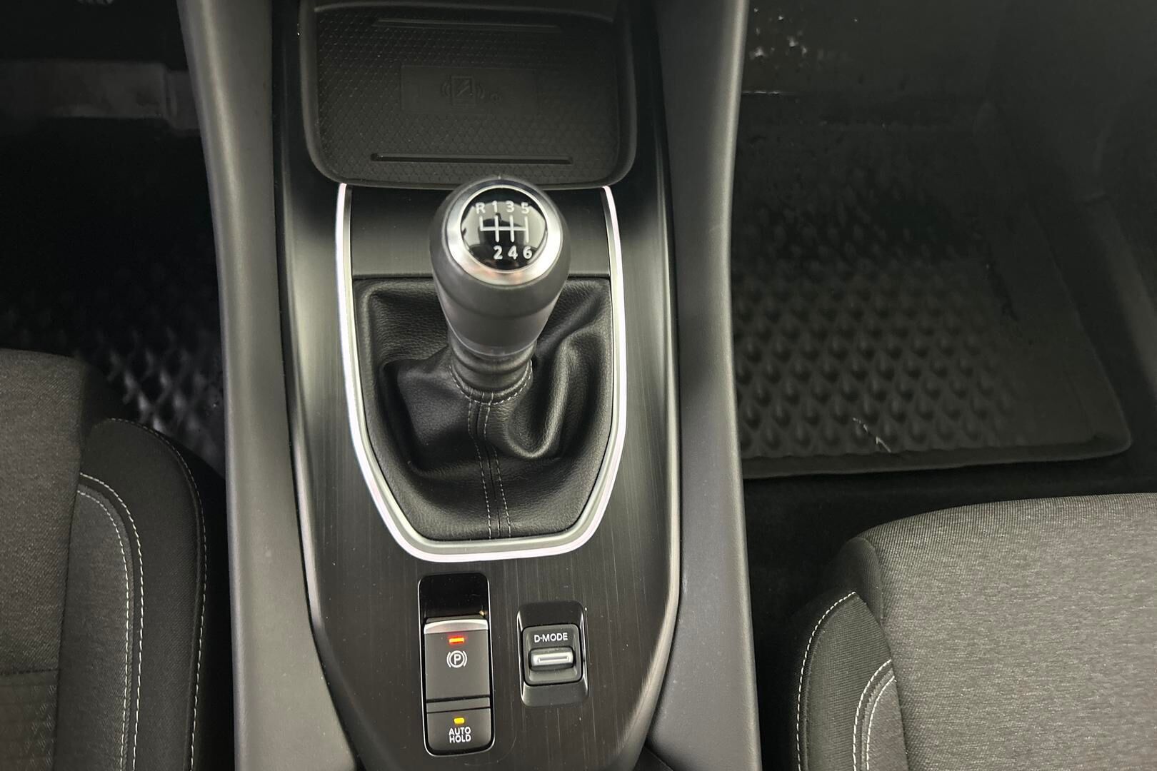 Nissan Qashqai iso kuva 12