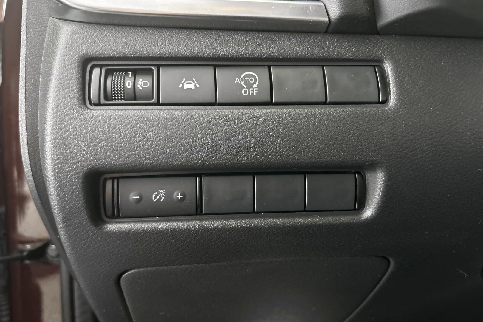 Nissan Qashqai iso kuva 15