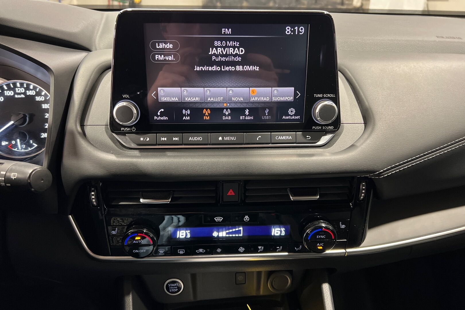 Nissan Qashqai iso kuva 13
