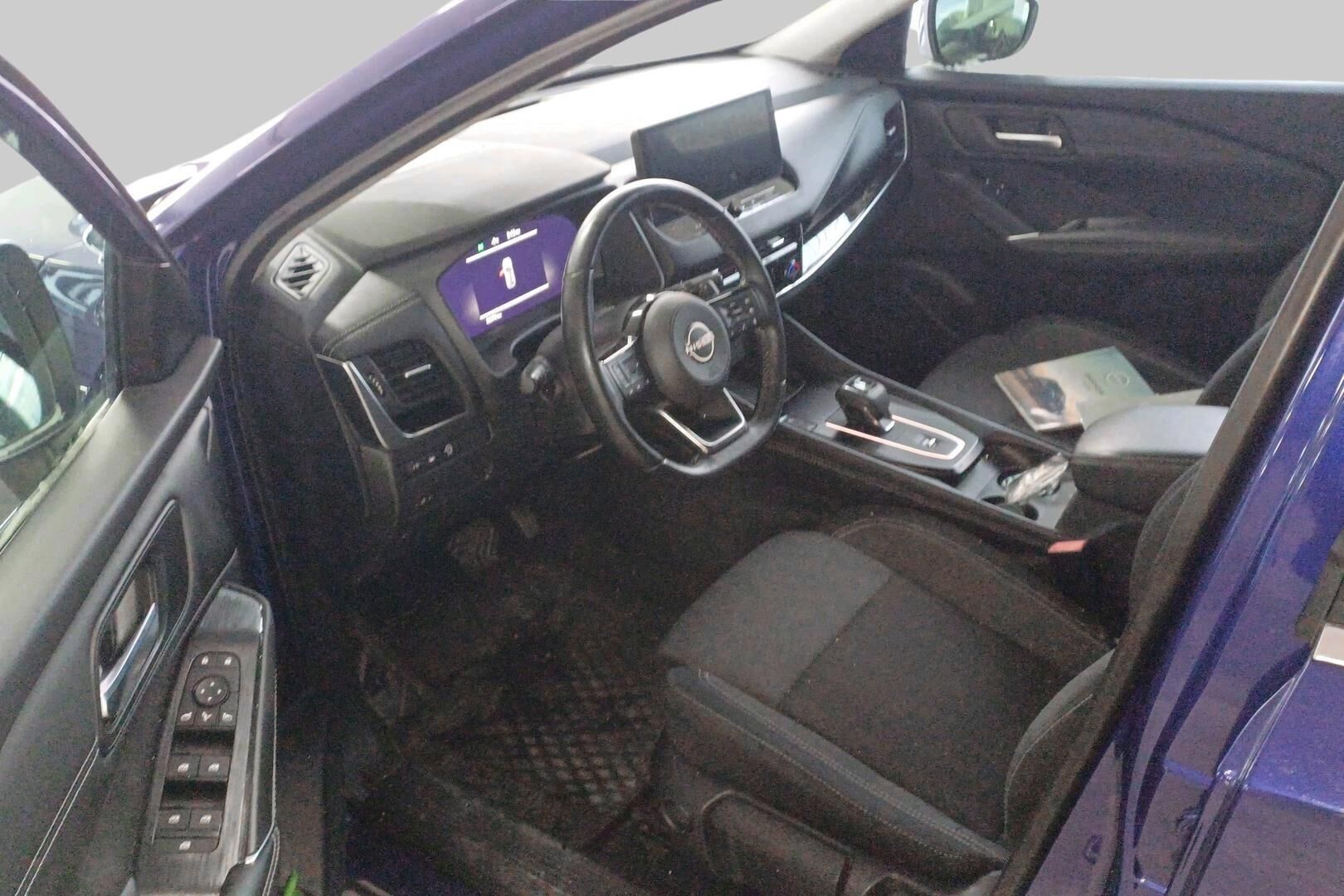 Nissan Qashqai iso kuva 1