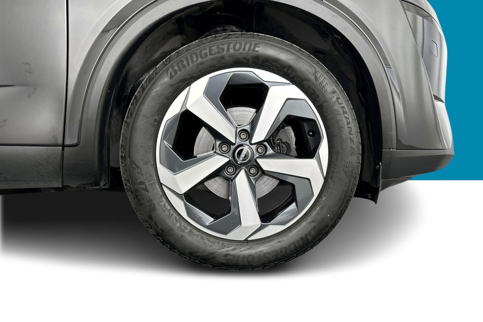 Nissan Qashqai iso kuva 11