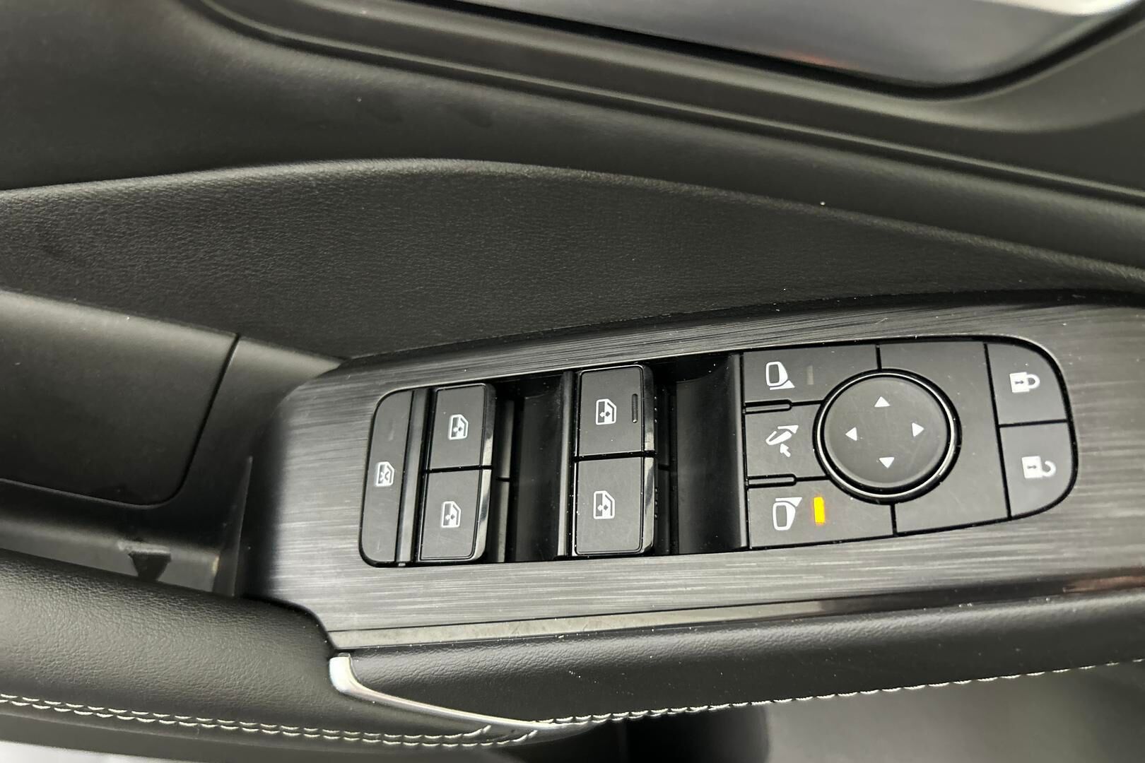 Nissan Qashqai iso kuva 22