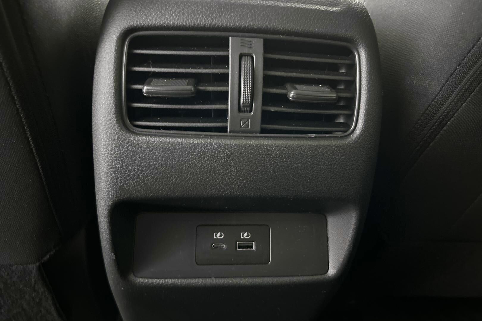 Nissan Qashqai iso kuva 23