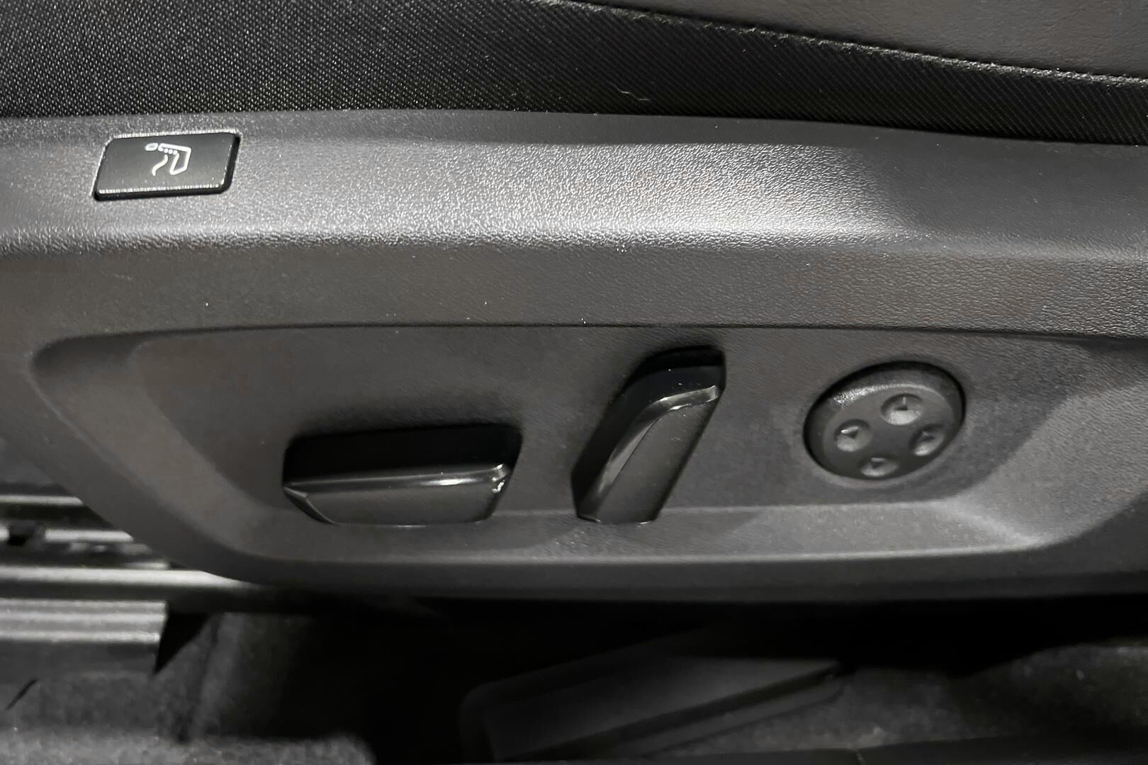 Nissan Qashqai iso kuva 15