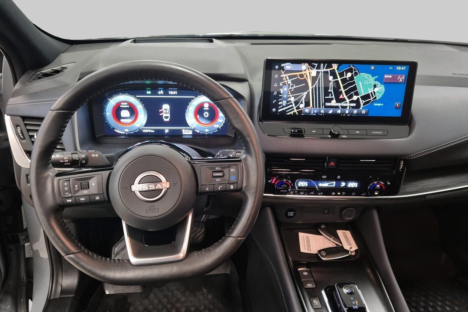 Nissan Qashqai iso kuva 6