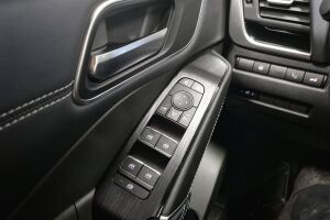 Nissan Qashqai esikatselu 13