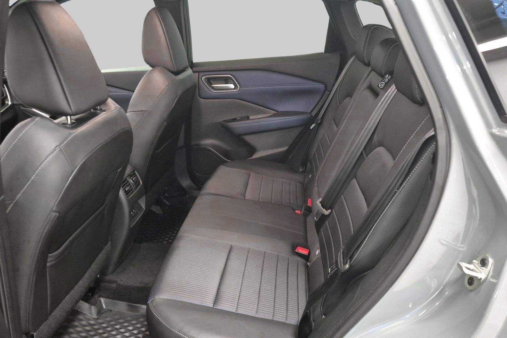 Nissan Qashqai iso kuva 20