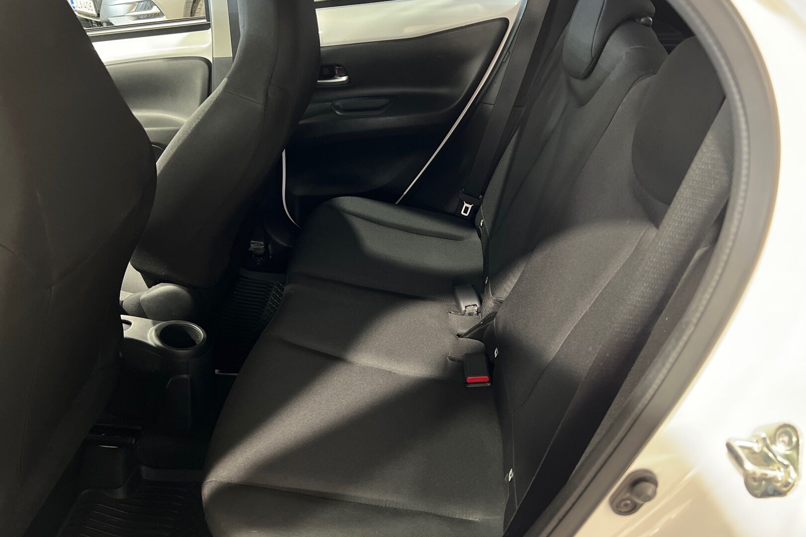 Toyota Aygo X iso kuva 13
